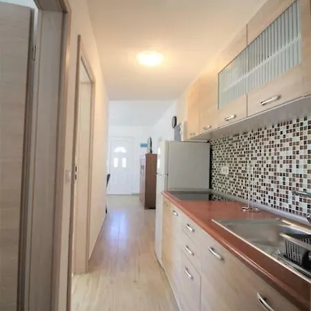 Pamela Apartment