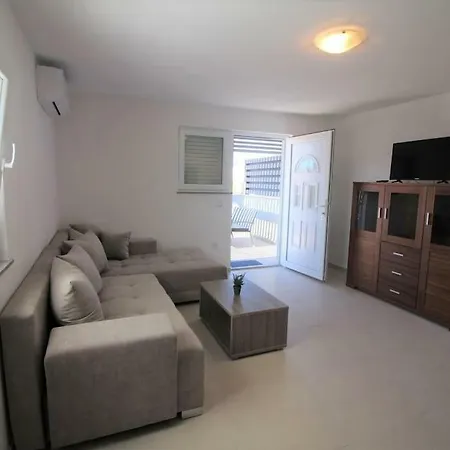 Apartment Pamela